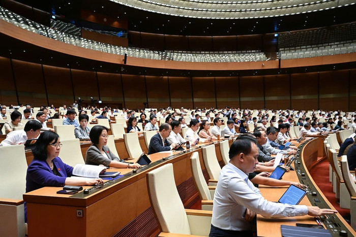 Đại biểu Quốc hội bấm nút thông qua Nghị quyết nha-o-xa-hoi.jpg
