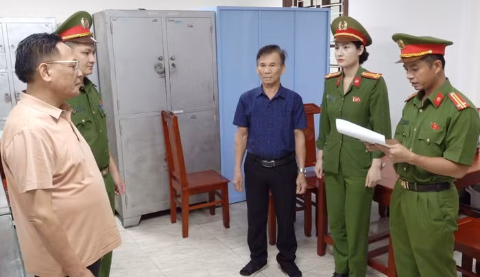 Cơ quan Cảnh sát điều tra Công an tỉnh Thanh Hoá thi hành Lệnh bắt ông Cao Tiến Đoan