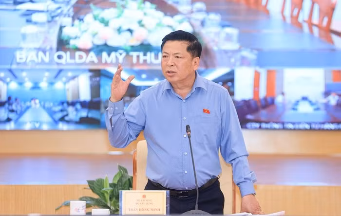 Bộ trưởng Bộ Xây dựng Trần Hồng Minh tại hội nghị