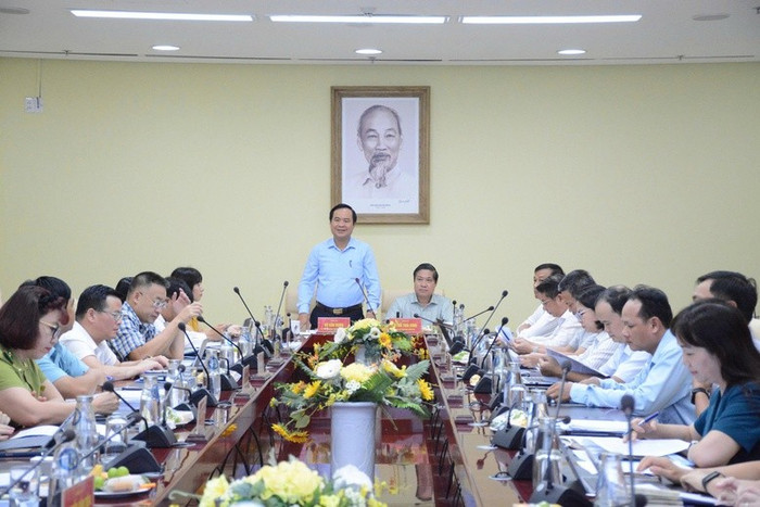 Đoàn công tác của Bộ Nông nghiệp và Môi trường làm việc với UBND thành phố Đà Nẵng z6993845166709788e107877e4c989edcc86d8290e4a98-175741537006415183339.jpg