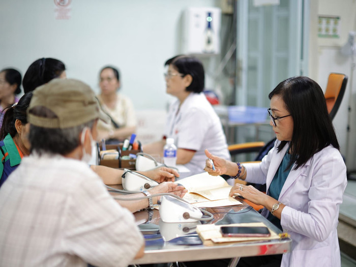 Việt Nam đang bước vào giai đoạn già hoá dân số