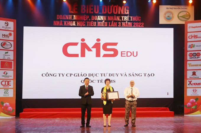 Dù "chây ỳ" đóng bảo hiểm xã hội Công ty Cổ phần Giáo dục tư duy và Sáng tạo quốc tế CMS vẫn được biểu dương "Doanh nghiệp, doanh nhân, trí thức, nhà khoa học tiêu biểu 1658549896923-anh-2-1507.jpg