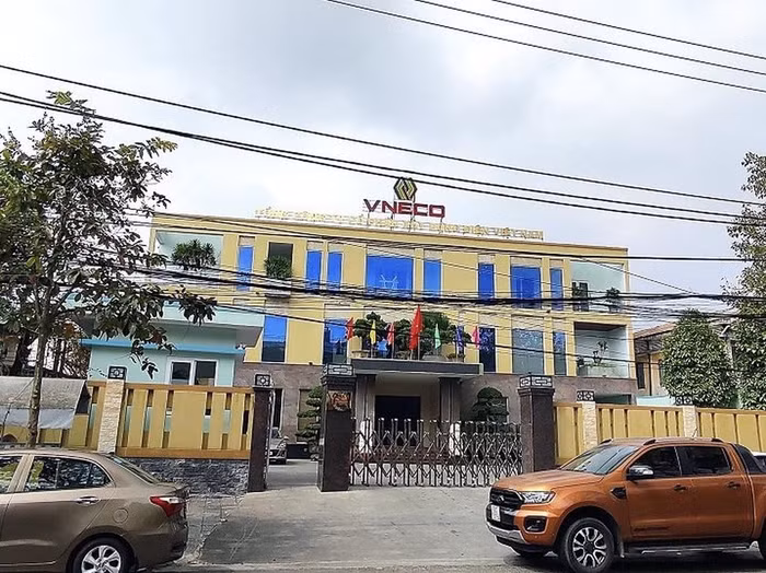 Khó khăn về tài chính, Tổng Công ty Xây dựng điện Việt Nam liên tiếp bị một chủ đầu tư chấm hợp đồng