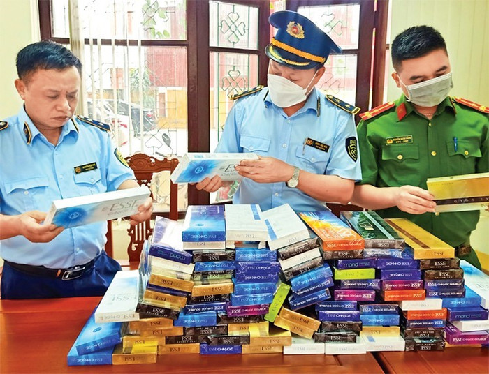 Quản lý thị trường Bắc Ninh thu giữ lượng lớn hàng nhập lậu tại chi nhánh Công ty Trang Phong và Công ty VMV