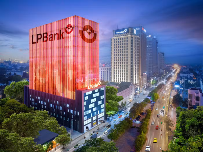 Lợi nhuận quý 3/2024 của LPBank tăng gấp đôi so với cùng kỳ