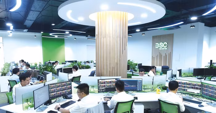Chứng khoán DSC sắp niêm yết gần 205 triệu cổ phiếu trên HOSE vào ngày 24/10