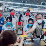 Doanh nghiệp nào đang dẫn đầu “đường đua” thưởng Tết Bính Ngọ 2026?