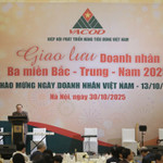 Hơn 300 doanh nghiệp hội tụ tại chương trình Giao lưu Doanh nhân ba miền Bắc – Trung – Nam 2025