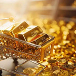 Giá vàng SJC vẫn sát mốc 121 triệu đồng