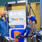 Giá xăng, dầu đồng loạt bật tăng