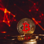 Bitcoin giảm sức hút, rơi về dưới 117.300 USD