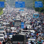 Cấm xe máy xăng từ 2026: Người dân cần hỗ trợ “đủ lớn”, chưa phải quyết định “chốt hạ”