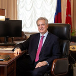 Ngài Evghenhi Dmitrievic Grigoriev, thành viên Chính phủ của St. Petersburg, Chủ tịch Ủy ban Đối ngoại St. Petersburg, Liên bang Nga