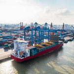 Cán cân thương mại đầu năm 2026 đảo chiều, nhập siêu gần 2 tỷ USD