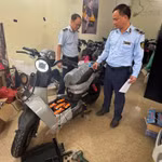 Tạm giữ lượng lớn xe đạp điện bất hợp pháp, "độ" công suất
