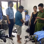 Niêm phong máy móc, sản phẩm của Công ty Dệt may Hương Quỳnh vì nghi sản xuất hàng hoá giả mạo nhãn hiệu 