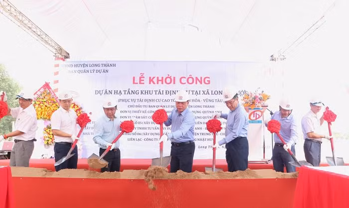 Lễ khởi công khu tái định cư Long Phước