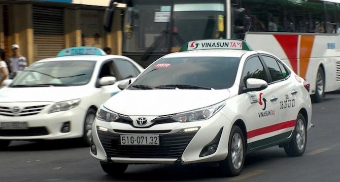 Các hãng taxi xăng vật lộn với bài toán lợi nhuận