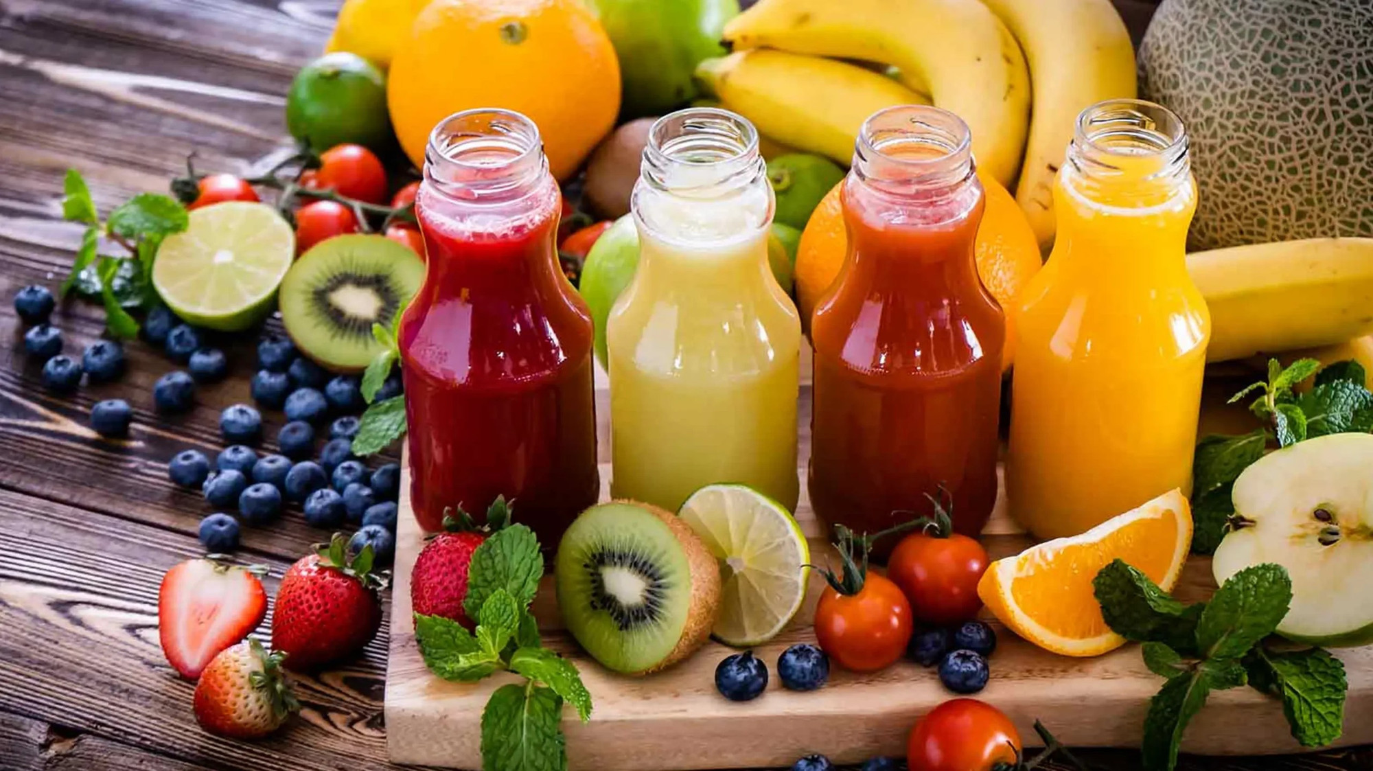 Sinh tố trái cây vẫn có thể gây hiệu ứng "tàu lượn" nếu thiếu protein hay chất béo 4c1b9c6f-scaled.jpg