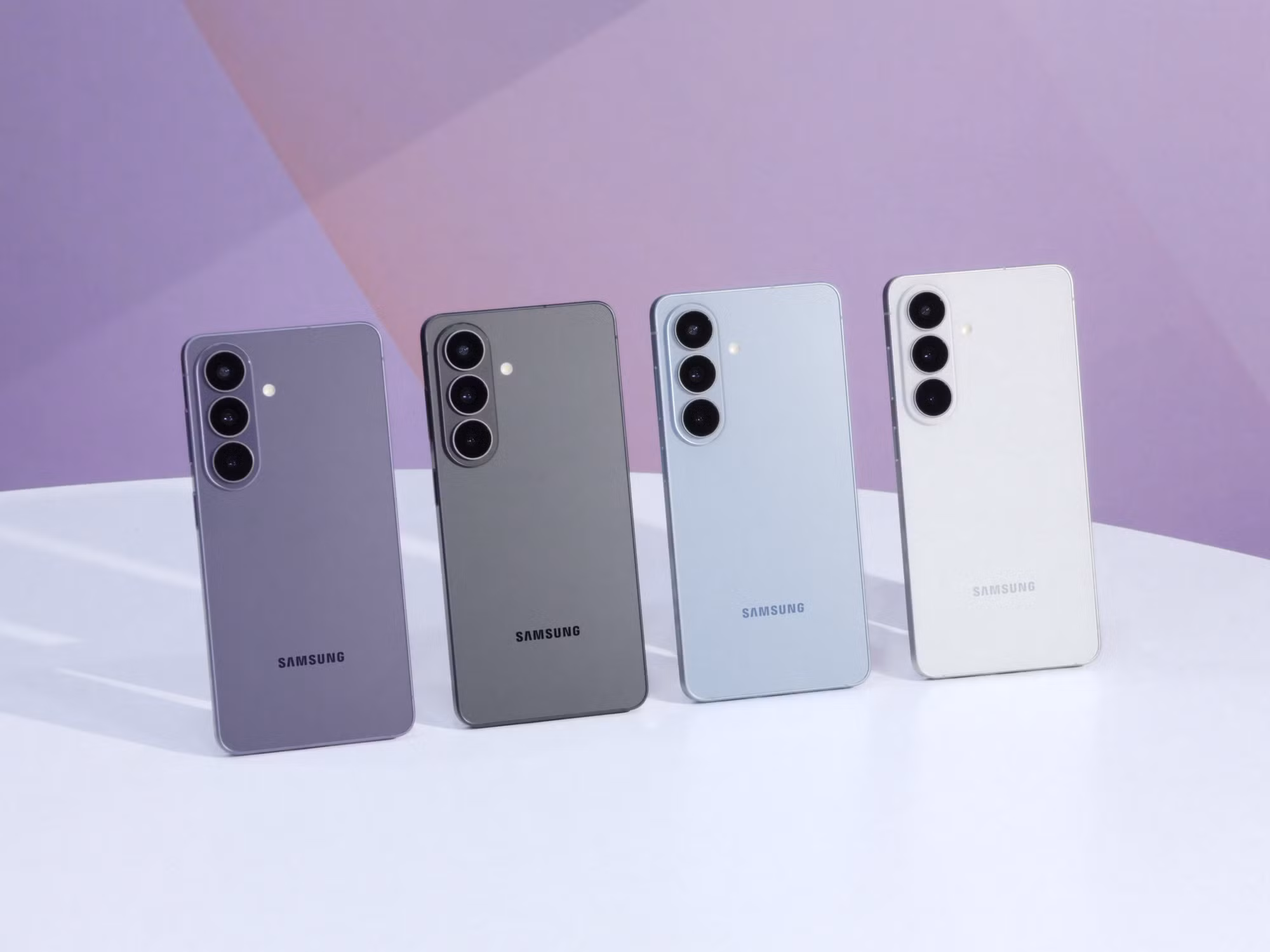 005-galaxy-s26-cobaltviolet-black-skyblue-white.jpg