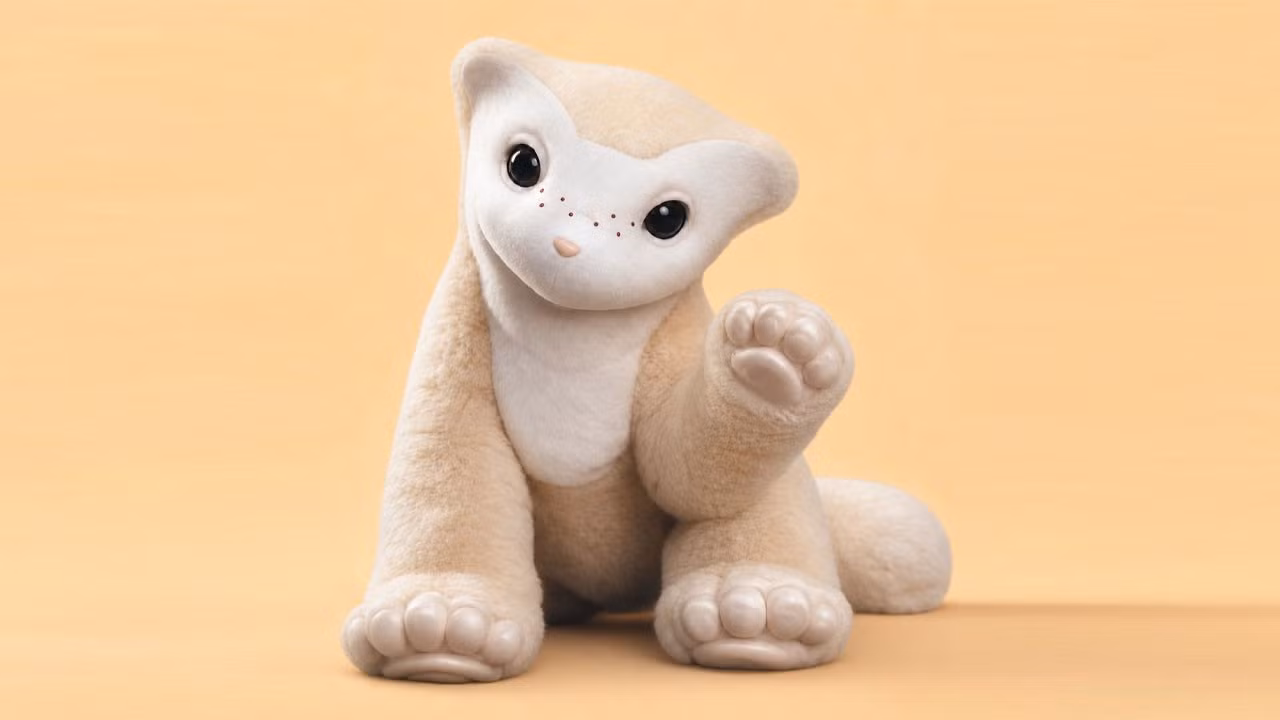 familiar-machines-magic-physical-ai-pet-companion-robot-1.jpg