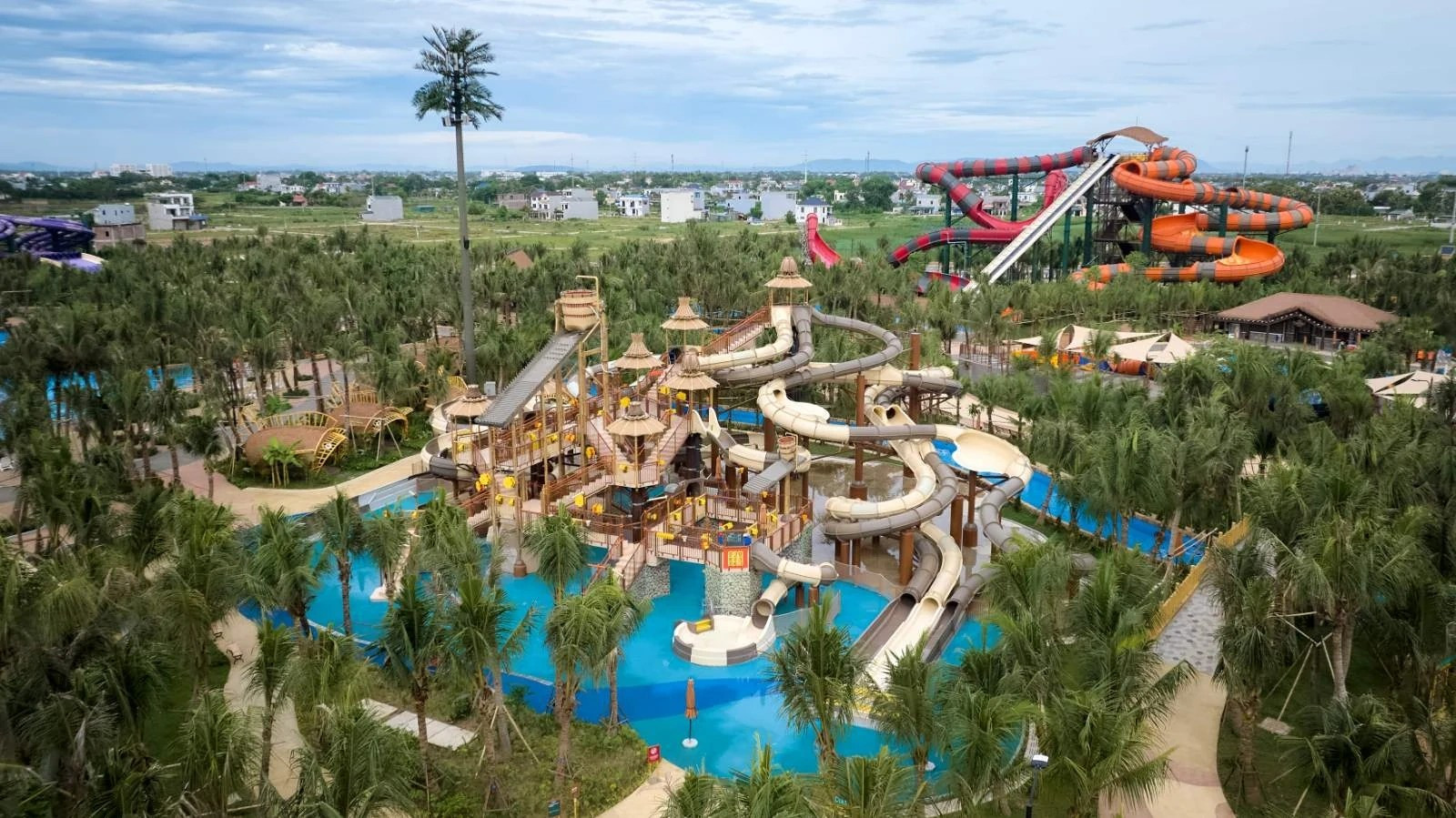Công viên nước Sầm Sơn sunworld.jpg