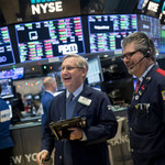 S&P 500 lập đỉnh lịch sử, tâm điểm dồn về Nvidia 