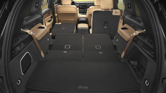 Jeep Grand Cherokee ra mắt 