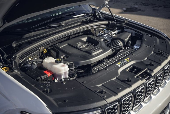 Jeep Grand Cherokee ra mắt 