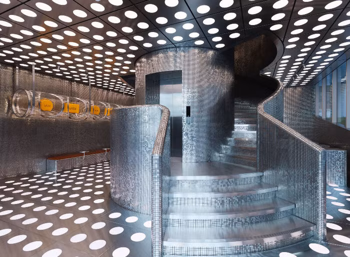 Không gian xa hoa, lộng lẫy của Gucci Gaok-2