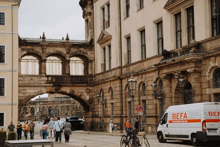 Lạc lối giữa thành phố cổ Dresden mộng mơ ảnh 4