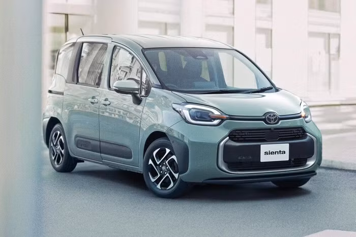 Toyota Sienta 2023 mẫu MPV giá rẻ thu hút khách hàng khi vừa ra mắt