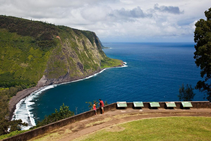 7 nơi được cho là lối vào địa ngục ảnh 2 Thung lũng Waipio, Hawaii, Mỹ