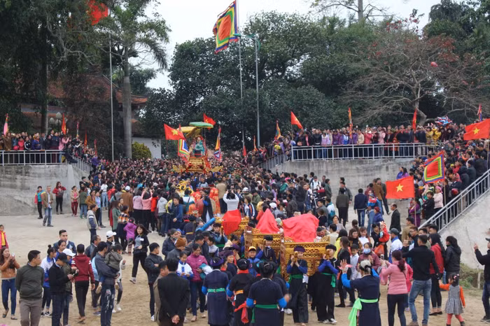 Lễ hội Đền Đông Cuông - Điểm nhấn du lịch tâm linh