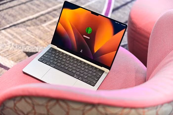 Cùng khám phá MacBook Pro 14 inch 2023: Vỏ cũ nhưng chip mới
