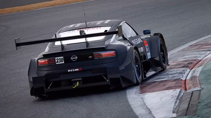 Nissan Z GT500 mẫu xe đua thế hệ mới nhất của Nissan ảnh 4