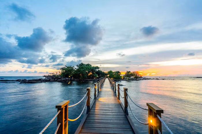 Ghé thăm Đảo Ngọc - tiểu “thị trấn Amafli” bên bờ Địa Trung Hải ảnh 3