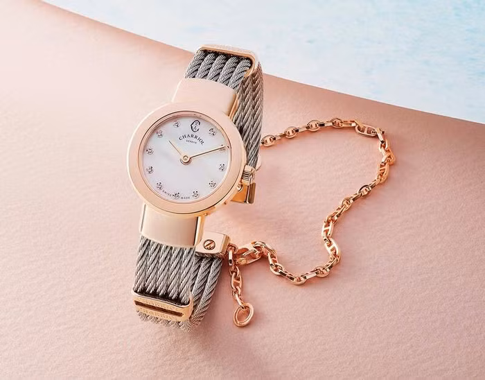 BST St-Tropez của Charriol đại diện cho một nghệ thuật sống khác biệt ảnh 2