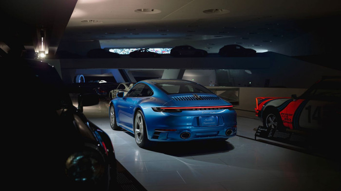 Porsche 911 Sally Special cảm hứng từ phim hoạt hình của Pixar – Cars ảnh 11 Porsche 911 Sally Special cảm hứng từ phim hoạt hình của Pixar – Cars ảnh 11
