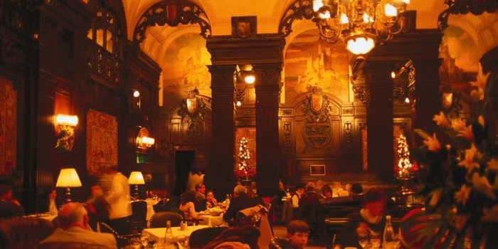 Những điều thú vị về khách sạn huyền thoại The Plaza của nước Mỹ - 13