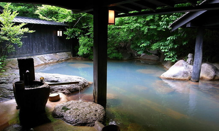 Khái niệm thư giãn Onsen và ryokan - du lịch truyền thống Nhật Bản