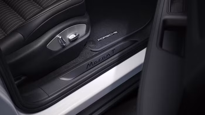 Porsche Macan T 2023 lộ diện - Vận tốc mạnh mẽ vượt trội ảnh 4 Porsche Macan T 2023 lộ diện - Vận tốc mạnh mẽ vượt trội ảnh 4