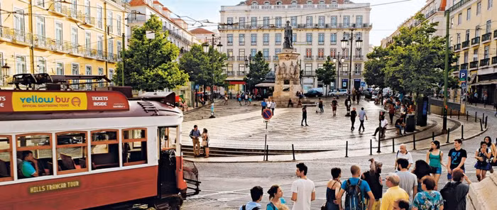 Quảng trường Praça Luís de Camões