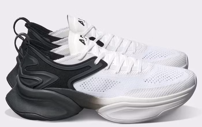 Giày Sneakers HySpeed của McLaren có giá 450 USD ảnh 5