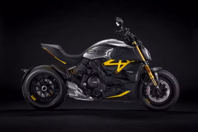 Ducati Diavel trình làng phiên bản đặc biệt, giá bán từ 24.395 USD