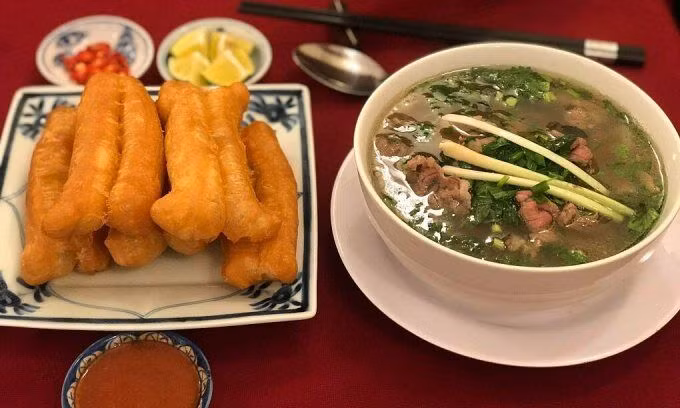 pho-ha-noi-jpeg-3858-161686625-4168-9563-1674215350.jpg?w=680&h=0&q=100&dpr=1&fit=crop&s=Xwb1_lPjgQWcwQy5WTvANw