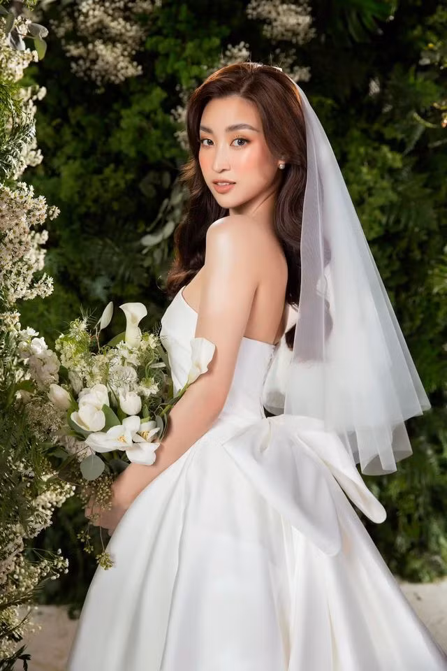 BST Love - dự án thời trang đánh dấu sự trở lại của nhà thiết kế Lê Thanh Hòa ảnh 21