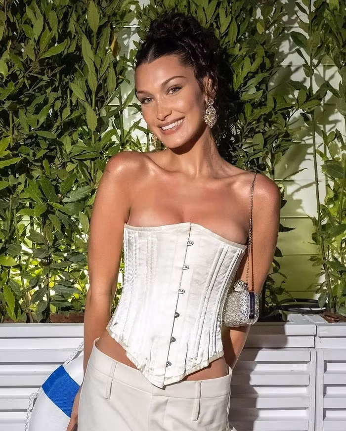 Sự trở lại của Corset-6