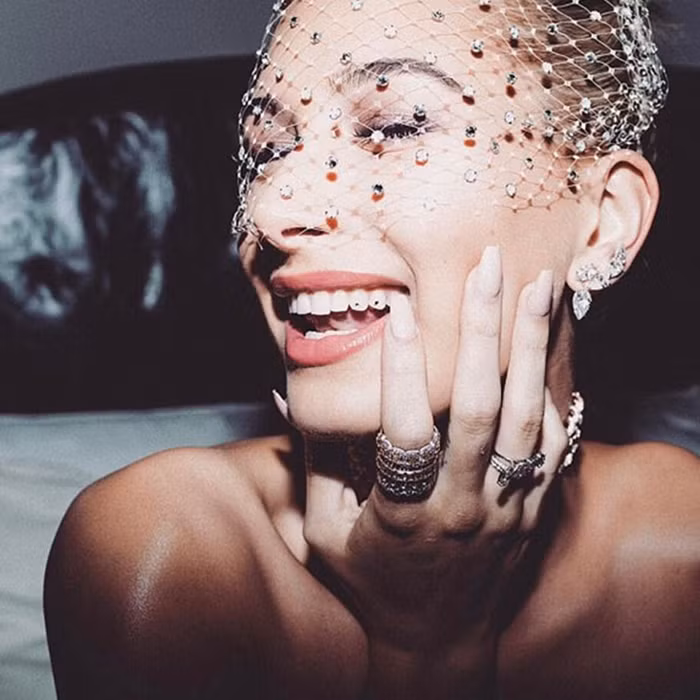 Grillz - Mốt đính kim cương lên răng cực chất của các ngôi sao-5