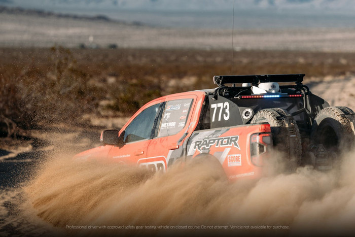 Ranger Raptor tham gia giải đua 
